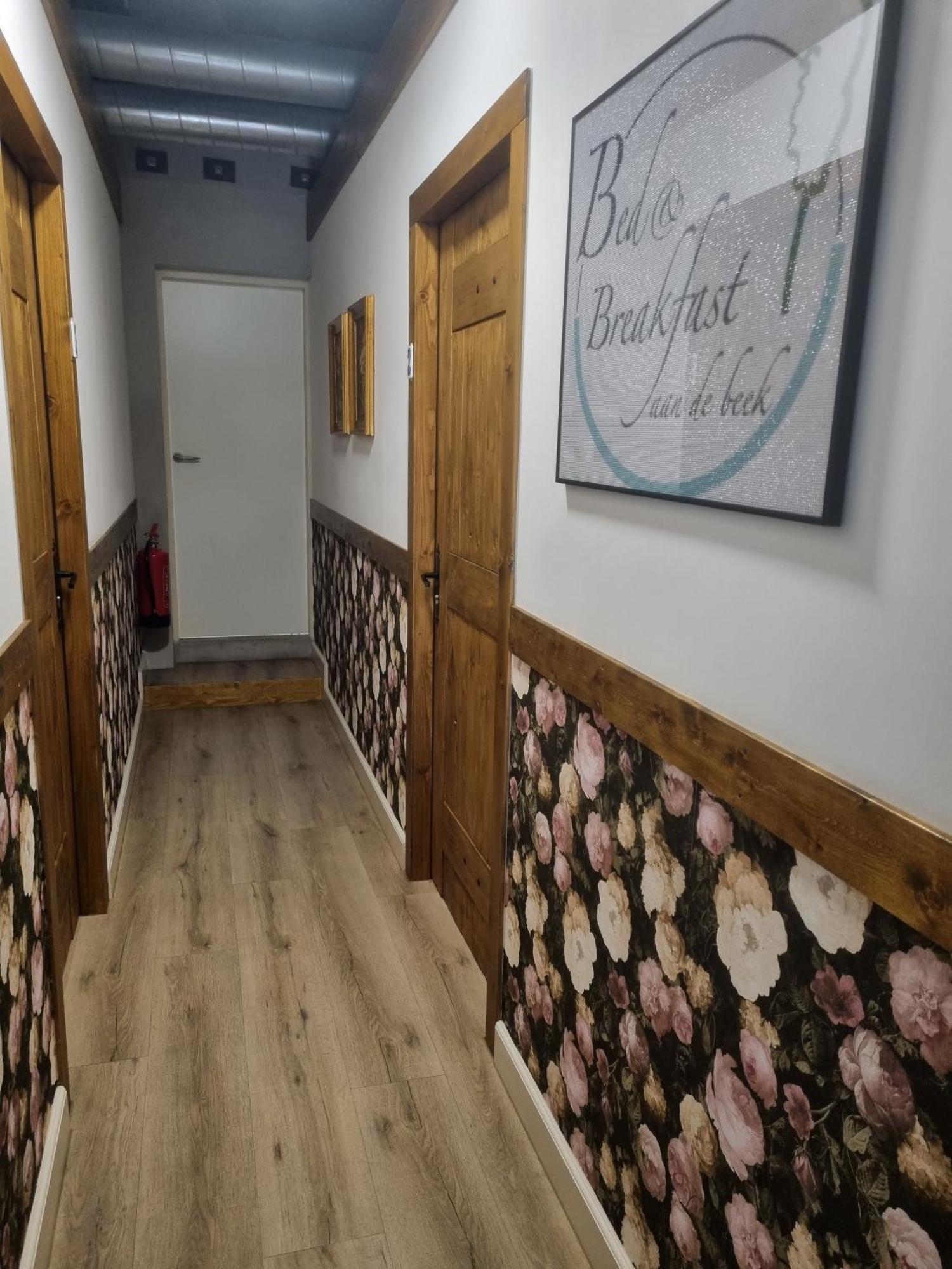 Aan De Beek Bed & Breakfast *
